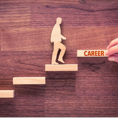alt=“accelerate_your_career”